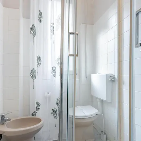 Hostdomus-beach House * Borghetto Santo Spirito