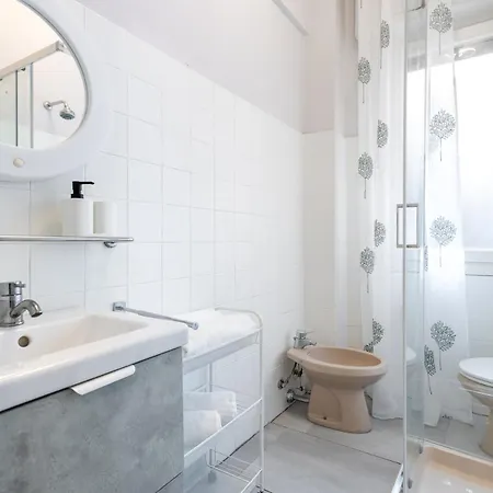 Hostdomus-beach House * Borghetto Santo Spirito